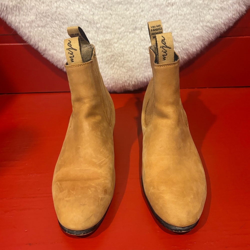 Classic Mija Boots